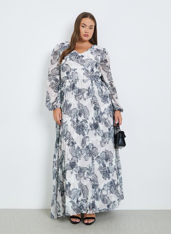 Styli Plus Size Pleated Paisley Print Maxi Dress - Image 5